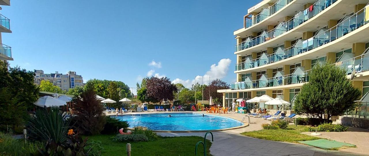 Julia Family Apartments Slantchev Briag Extérieur photo