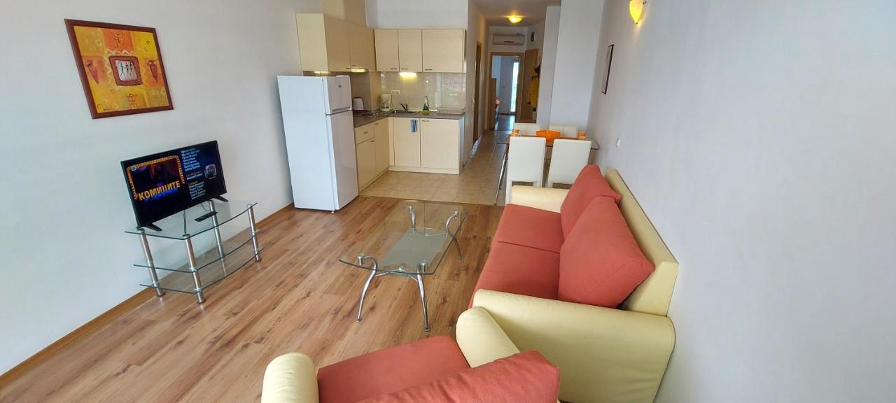 Julia Family Apartments Slantchev Briag Extérieur photo