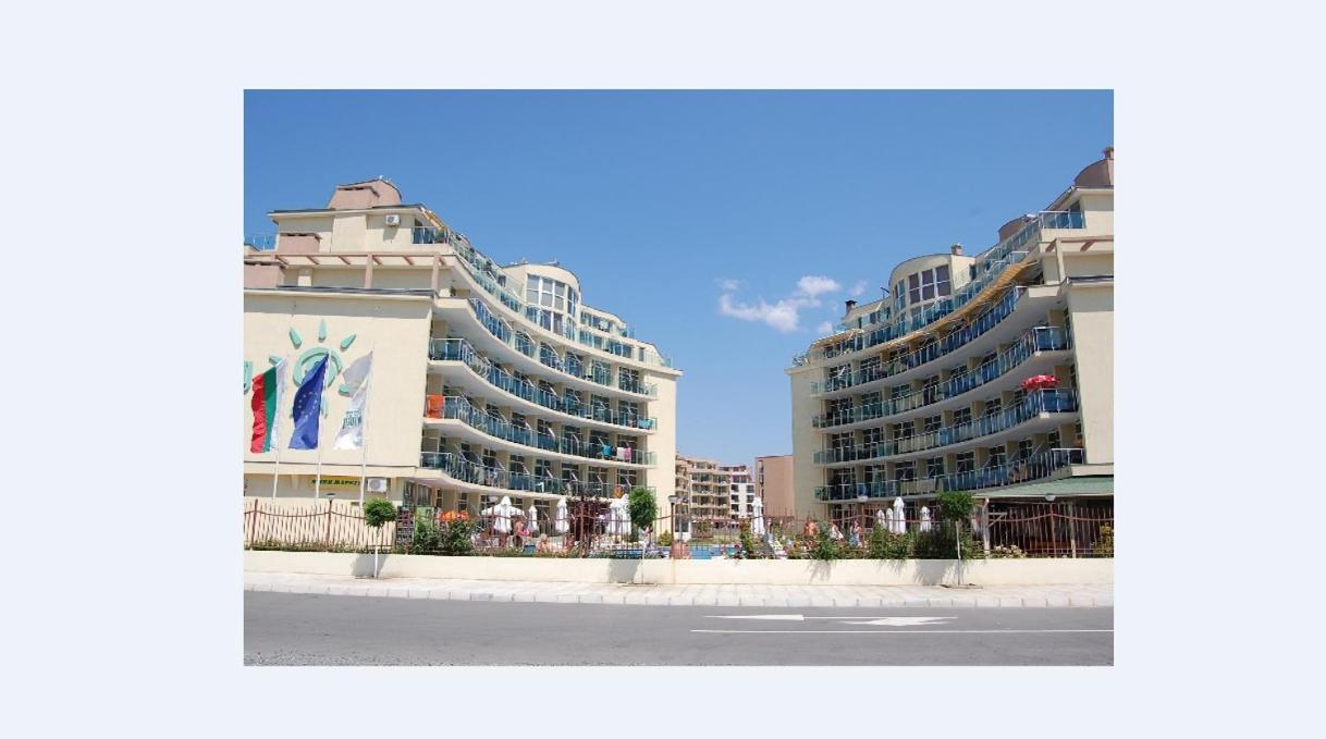 Julia Family Apartments Slantchev Briag Extérieur photo